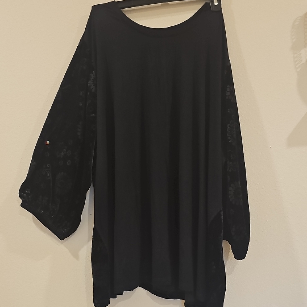 LOGO by Lori Goldstein Black Blouse with Lace Sleeves